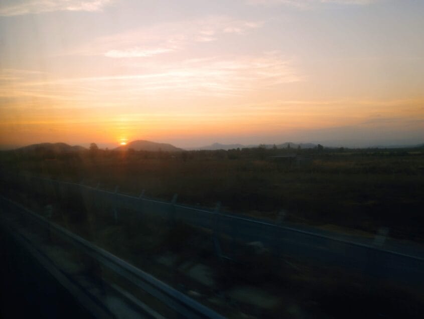 không có nhiều thứ để làm trên đời Feature Image