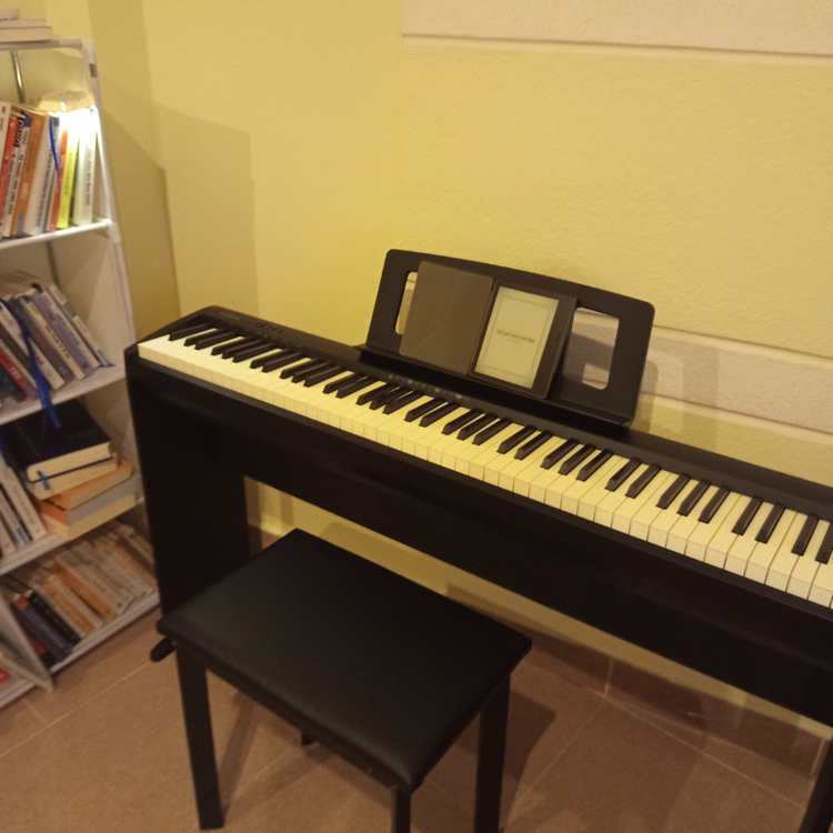 Nỗi buồn là nỗi buồn là nỗi buồn Feature Image